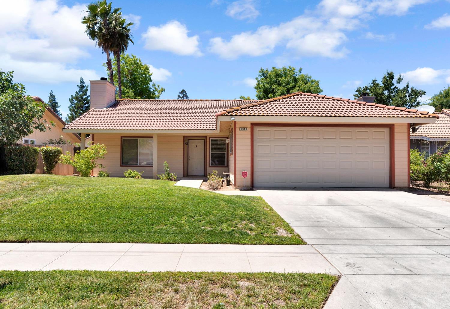 6311 N Cornelia Ave, Fresno, CA 93722
