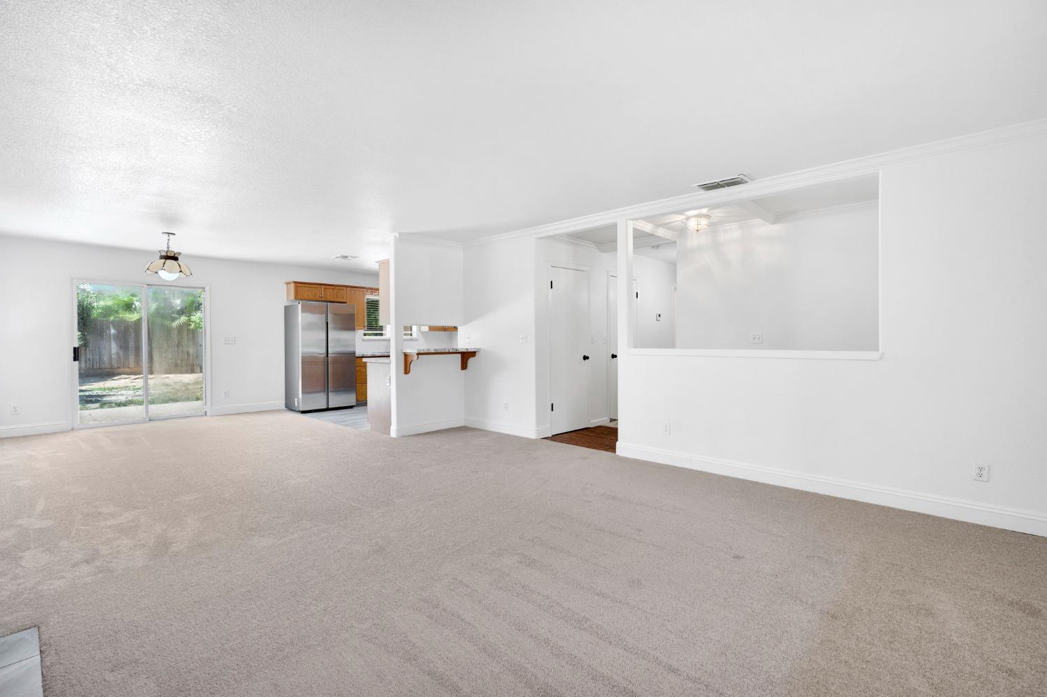 6311 N Cornelia Ave, Fresno, CA 93722