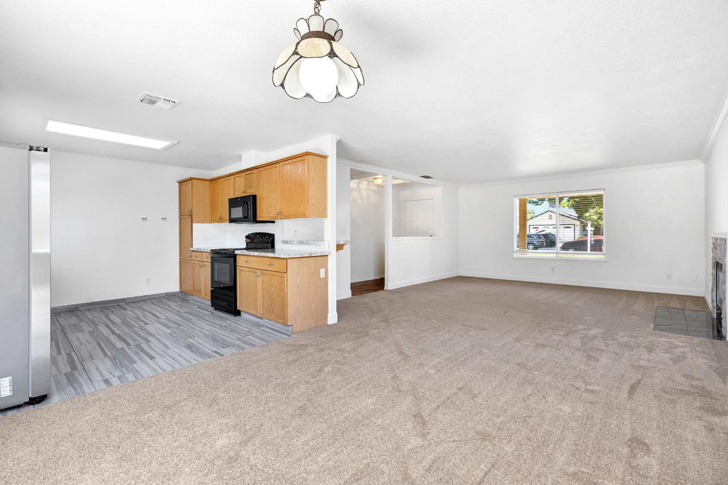 6311 N Cornelia Ave, Fresno, CA 93722