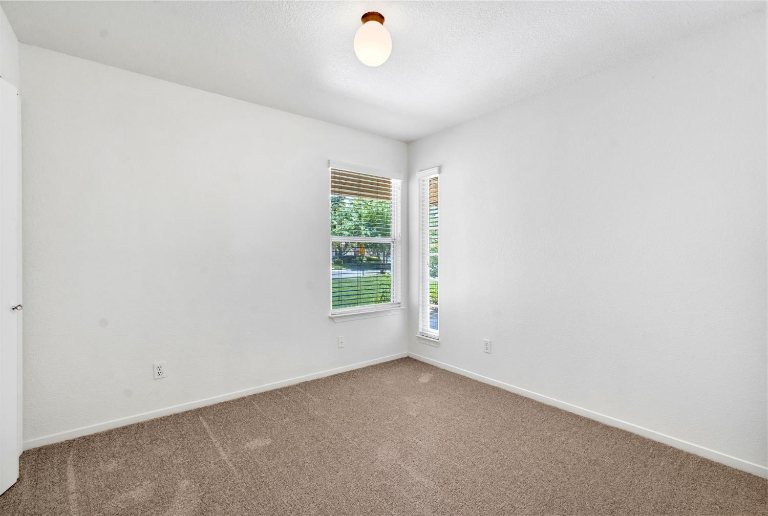 6311 N Cornelia Ave, Fresno, CA 93722