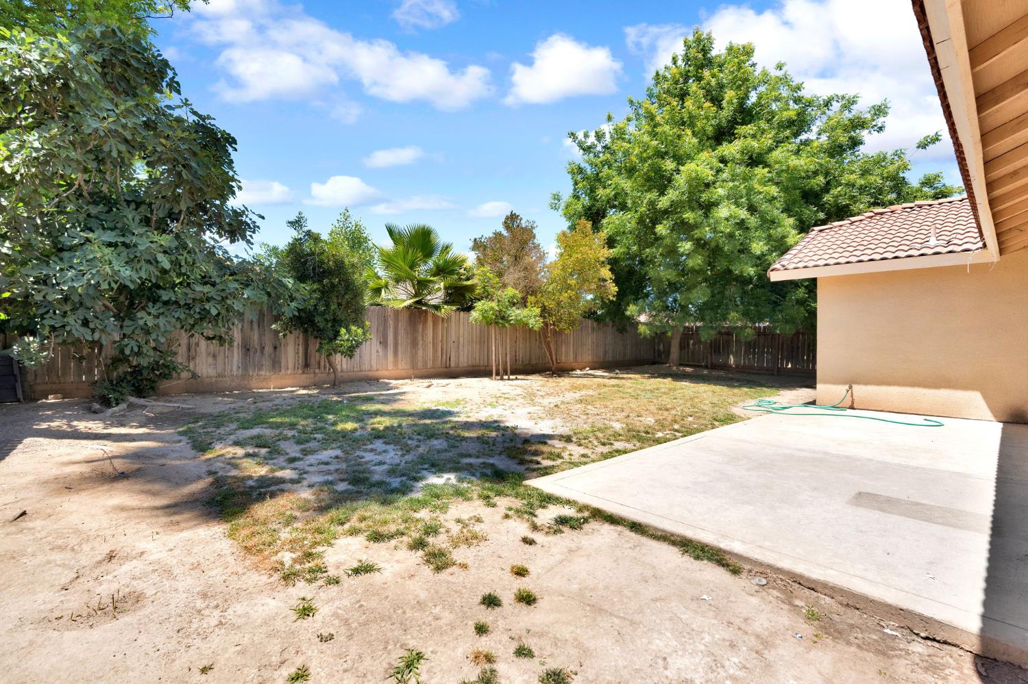 6311 N Cornelia Ave, Fresno, CA 93722