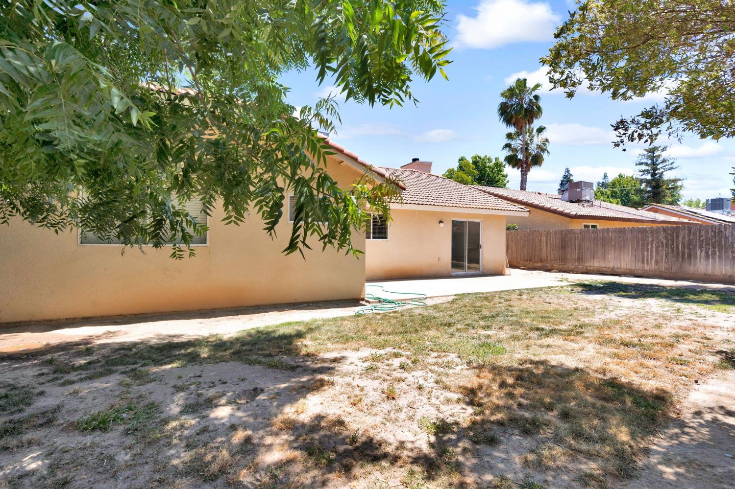 6311 N Cornelia Ave, Fresno, CA 93722