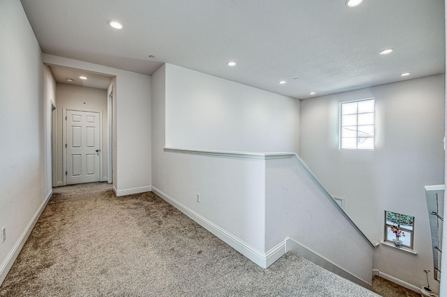 2381 N Jason Ave, Fresno, CA 93737