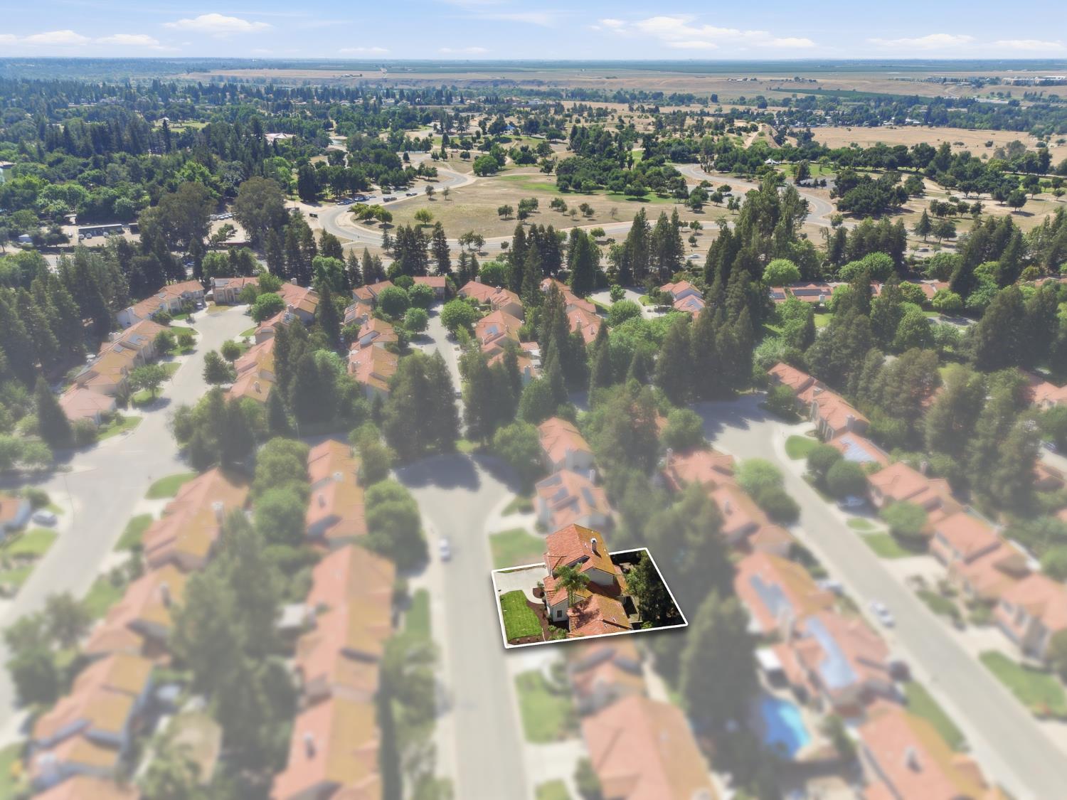 364 E Marwood Ln, Fresno, CA 93720