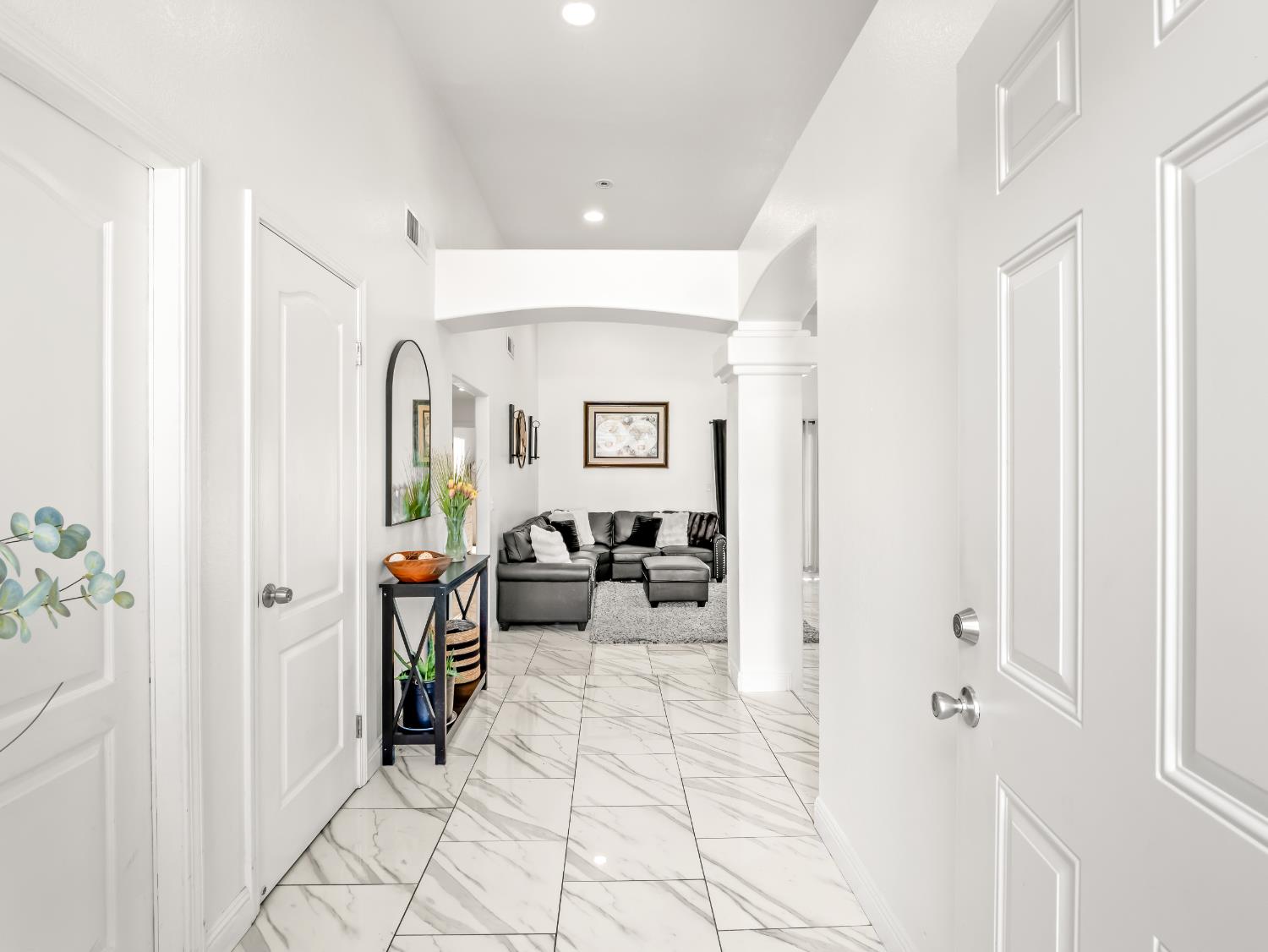1012 Fedora Ave, Clovis, CA 93612