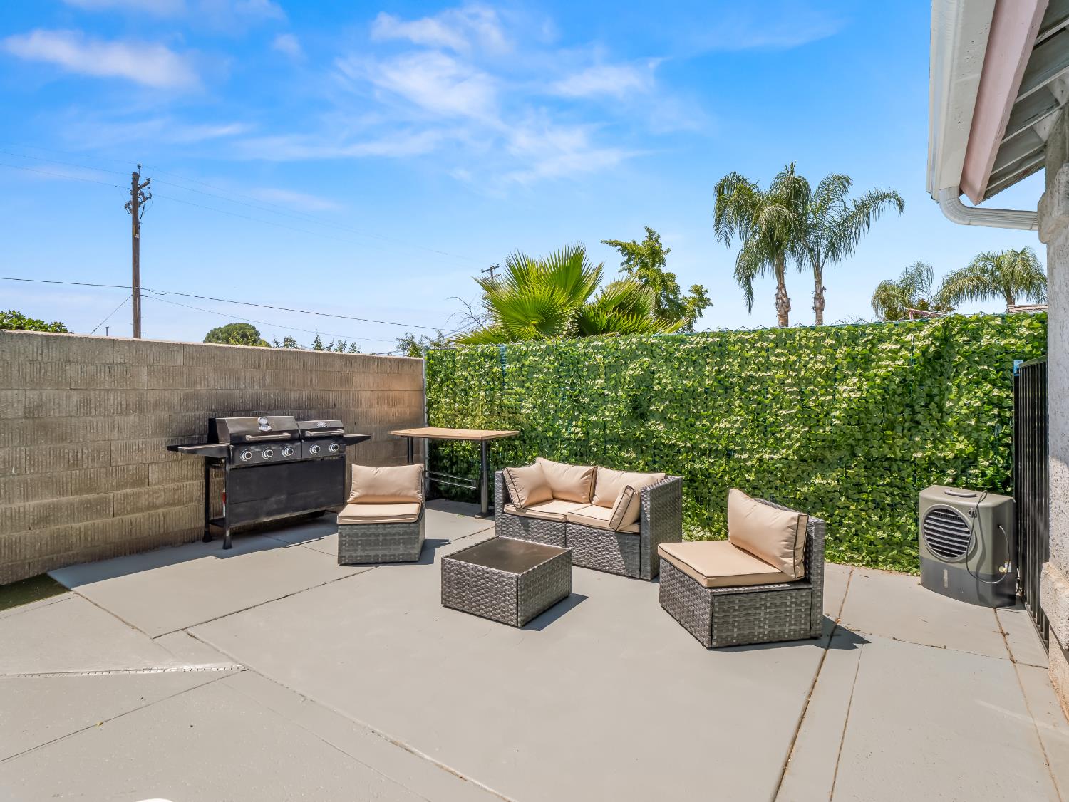 1012 Fedora Ave, Clovis, CA 93612