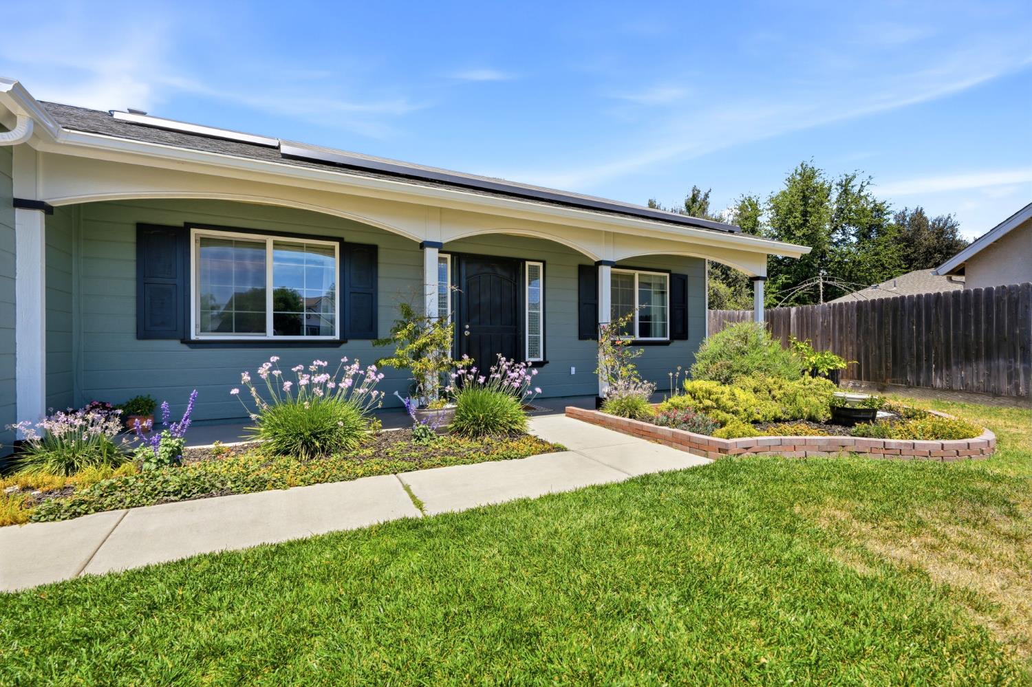 2258 Kirch Flat Ave, Tulare, CA 93274