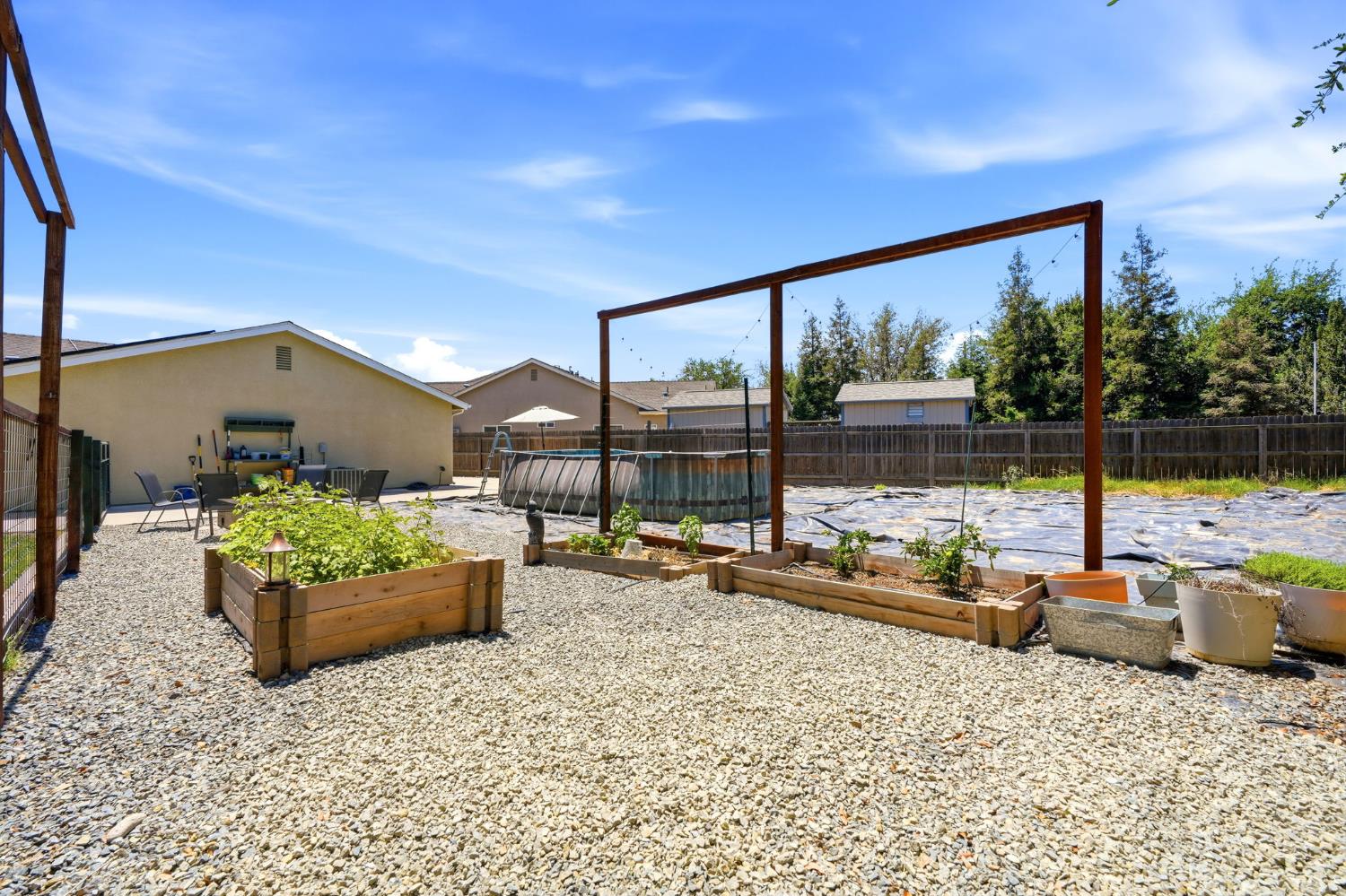 2258 Kirch Flat Ave, Tulare, CA 93274