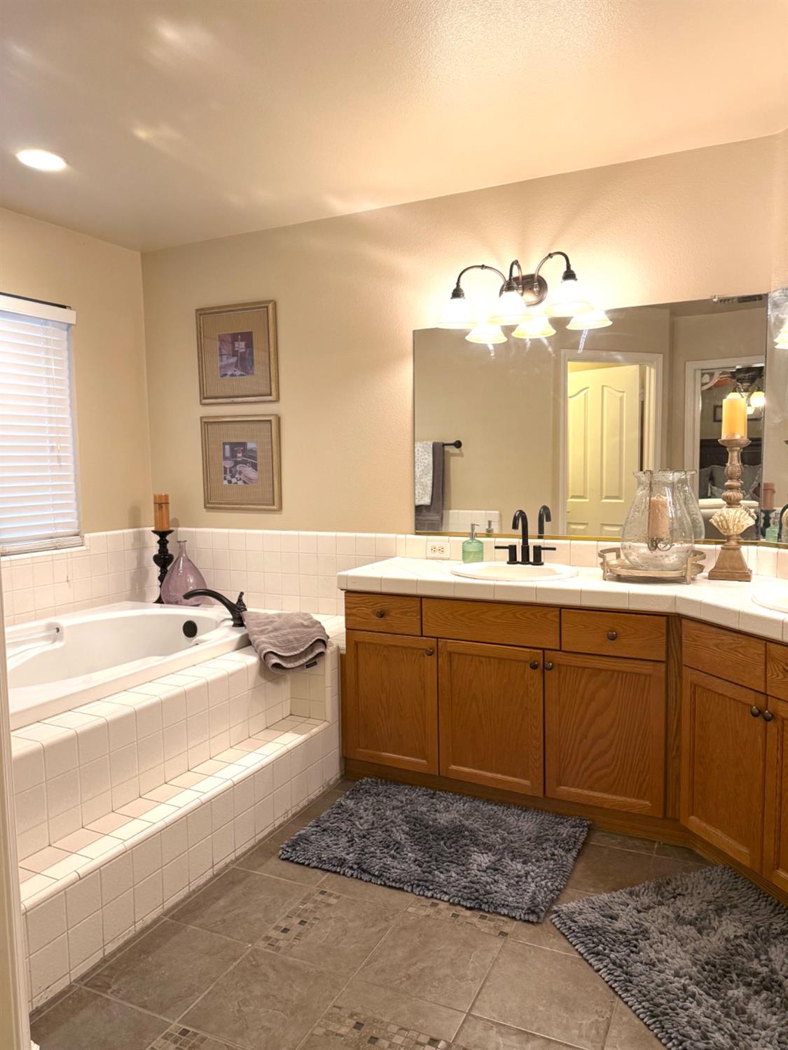 5170 Coronado St, Chowchilla, CA 93610