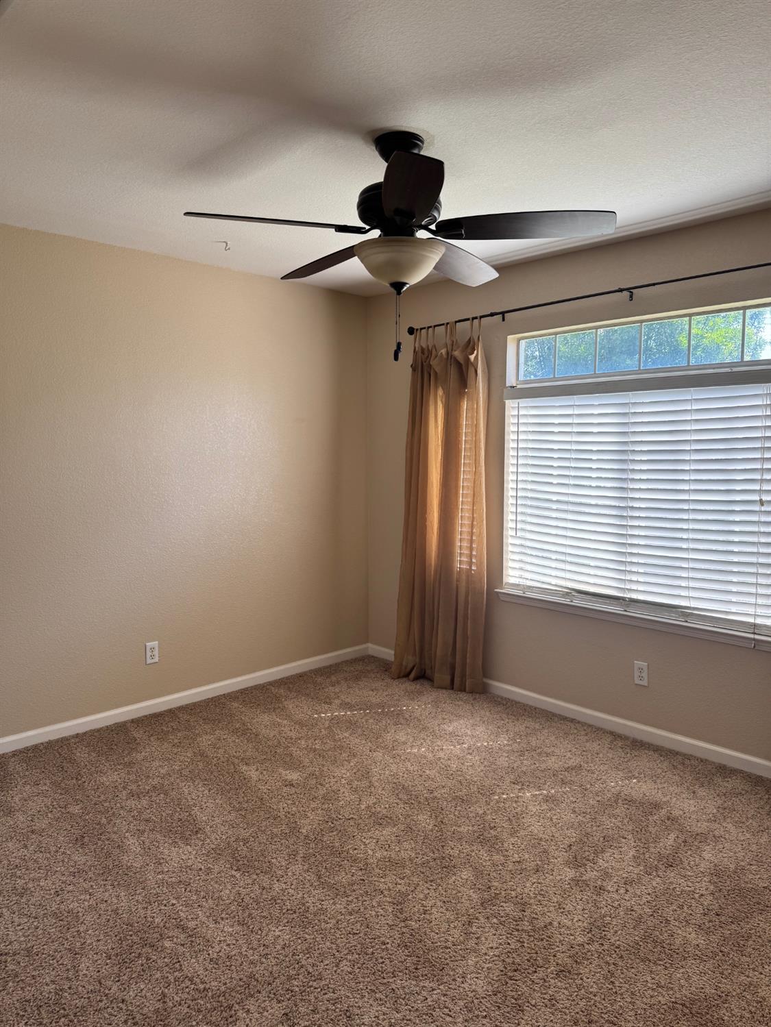 5170 Coronado St, Chowchilla, CA 93610
