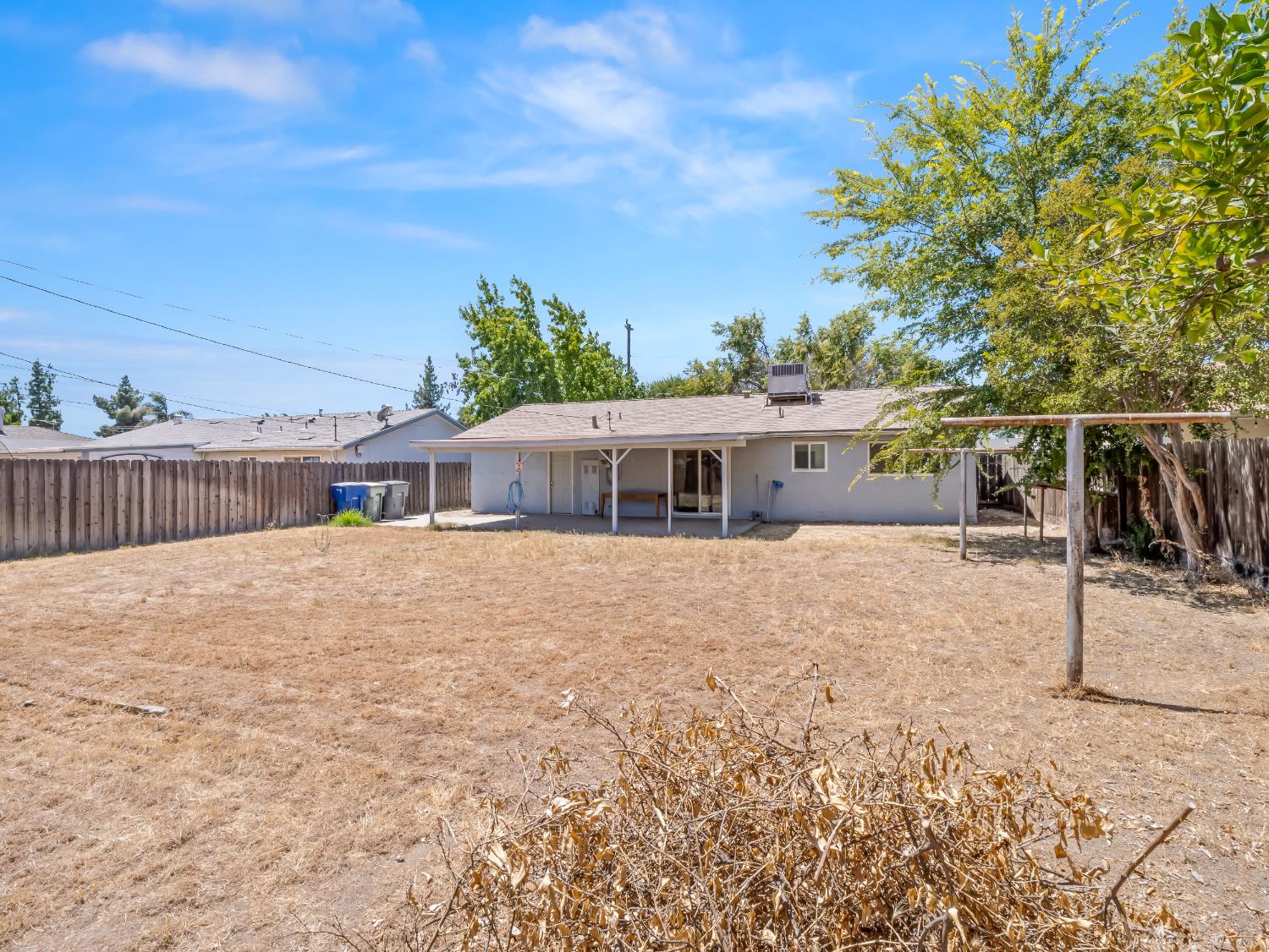 3576 N Marks Ave, Fresno, CA 93722