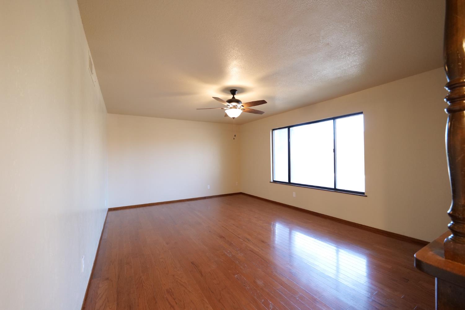 7684 N 6Th St, Fresno, CA 93720