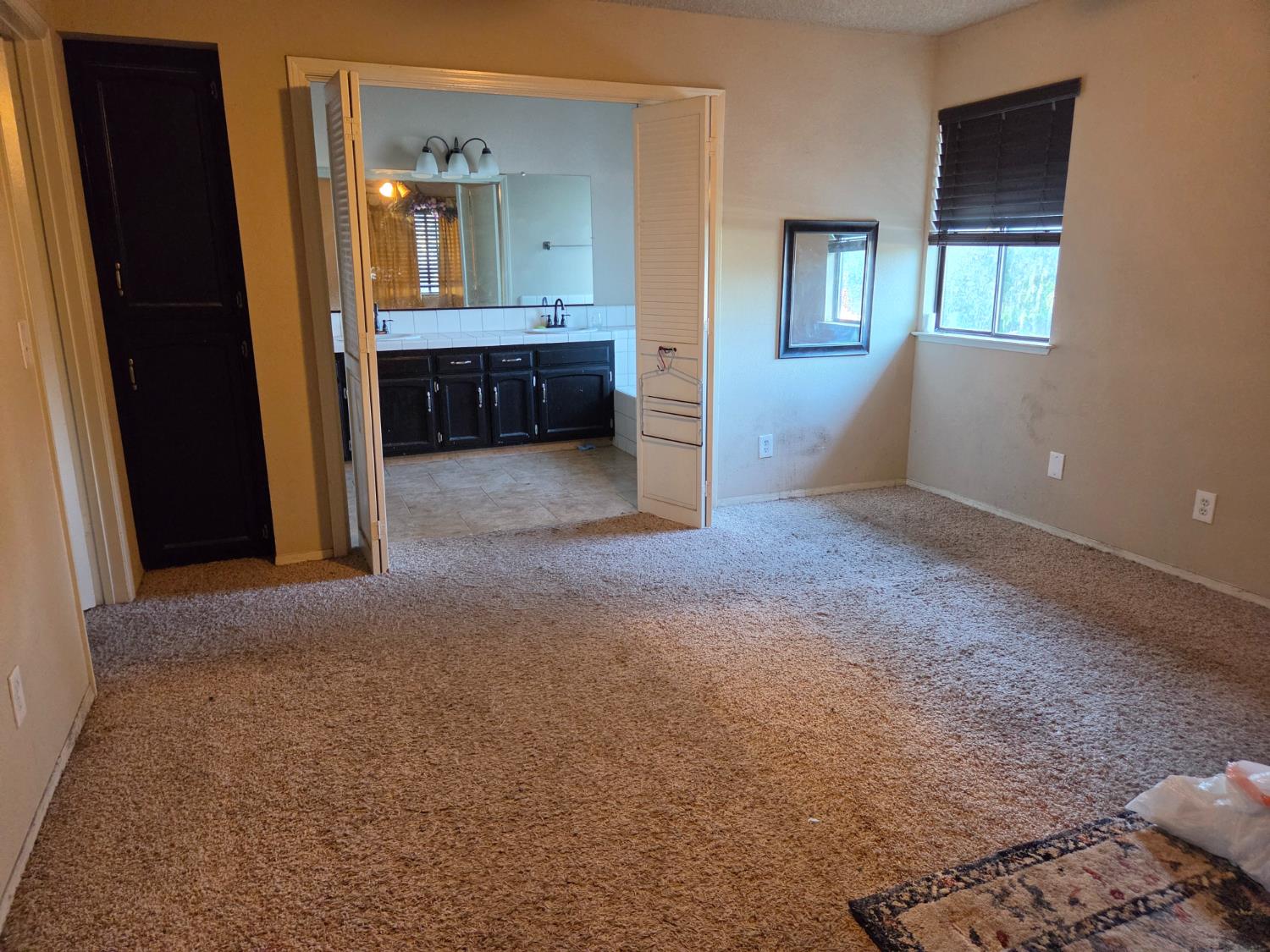 467 W Tenaya Ave, Clovis, CA 93612