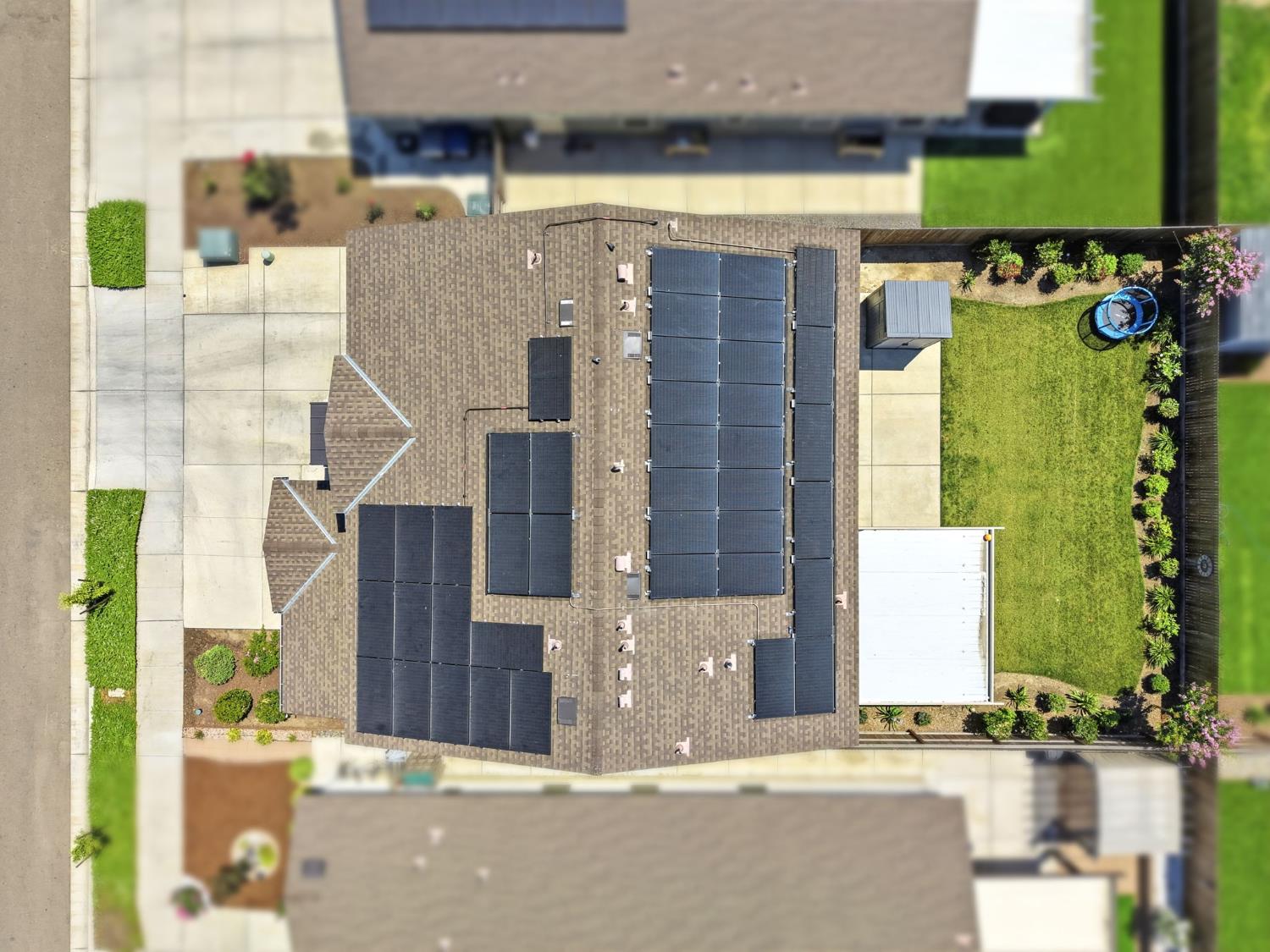 1033 E Loyola, Visalia, CA 93292