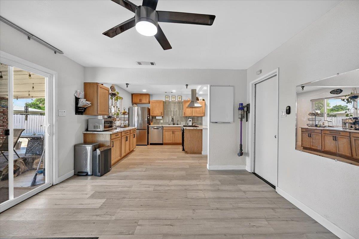 3097 W Sussex Way, Fresno, CA 93722