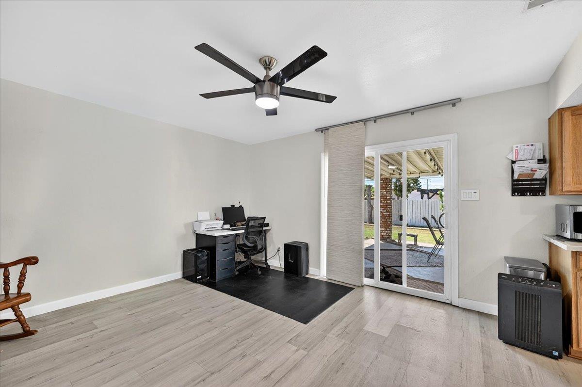 3097 W Sussex Way, Fresno, CA 93722