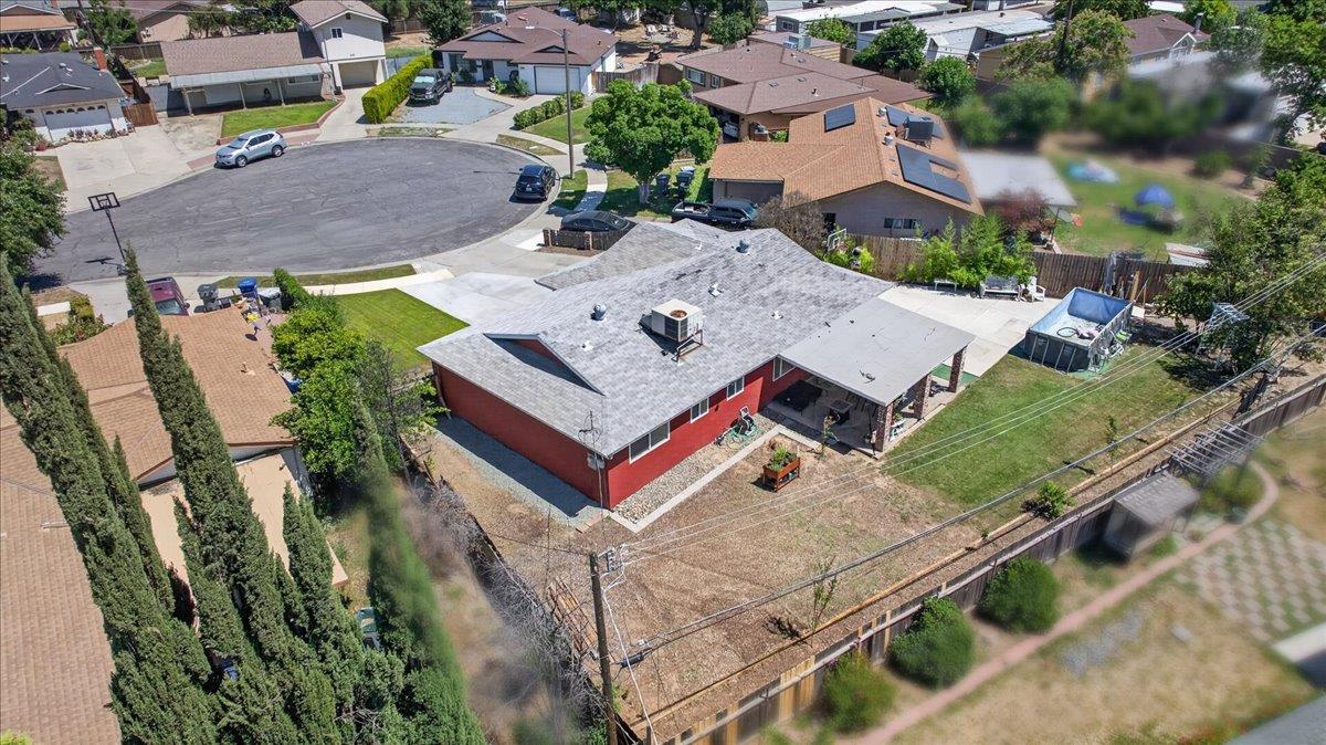 3097 W Sussex Way, Fresno, CA 93722