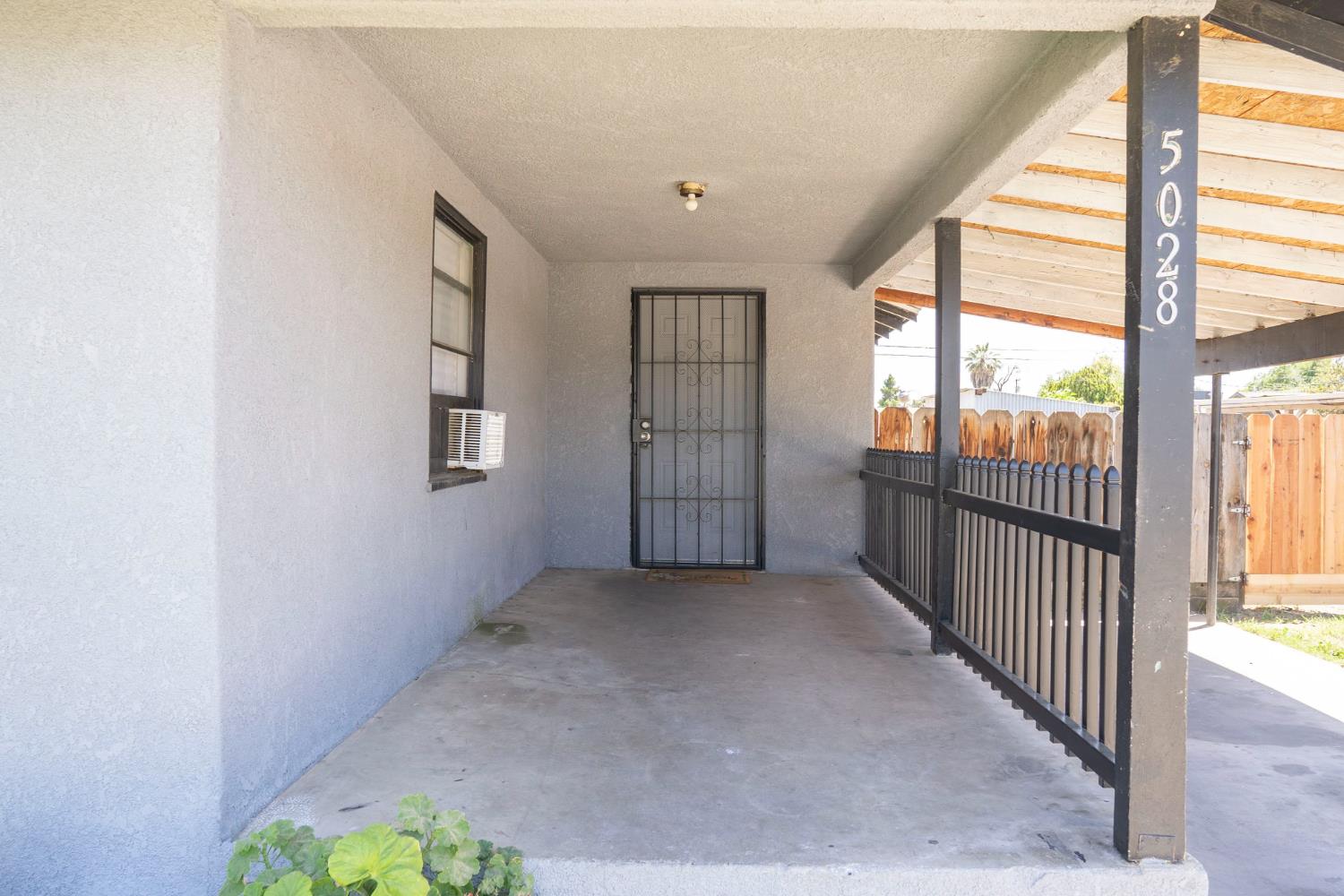 5028 E Balch Ave, Fresno, CA 93727