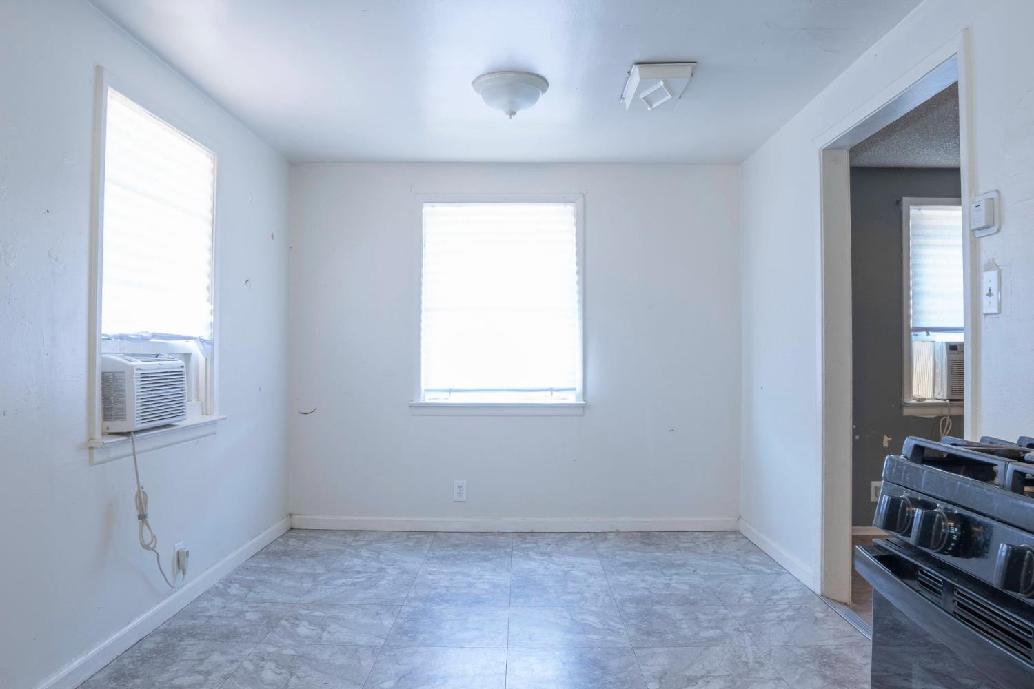 5028 E Balch Ave, Fresno, CA 93727