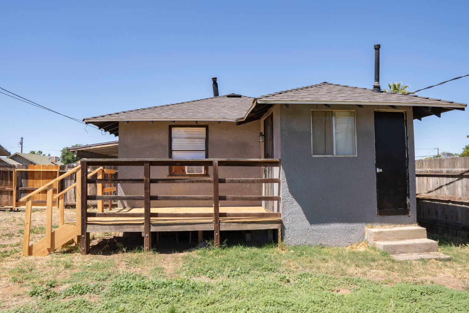 5028 E Balch Ave, Fresno, CA 93727