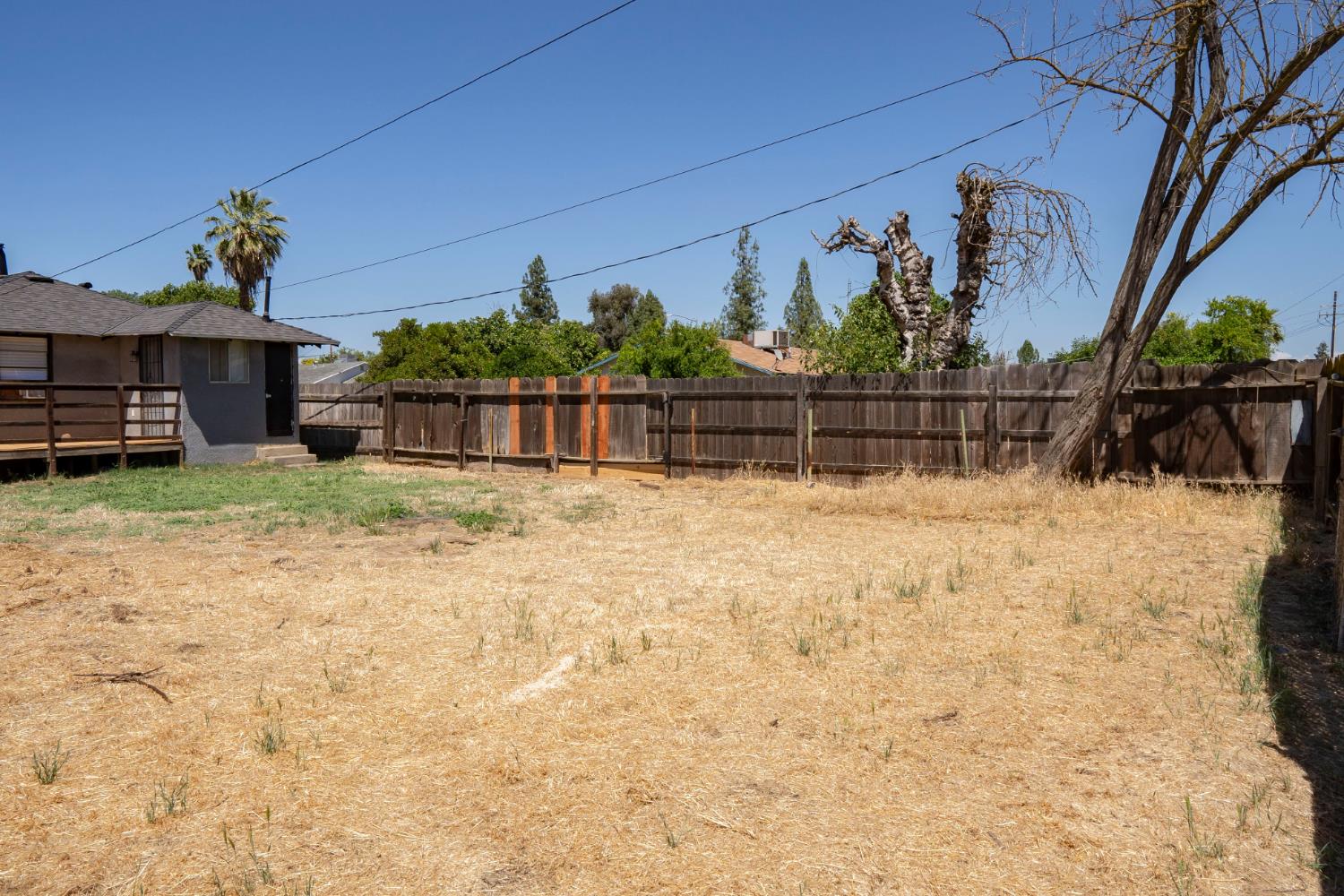 5028 E Balch Ave, Fresno, CA 93727