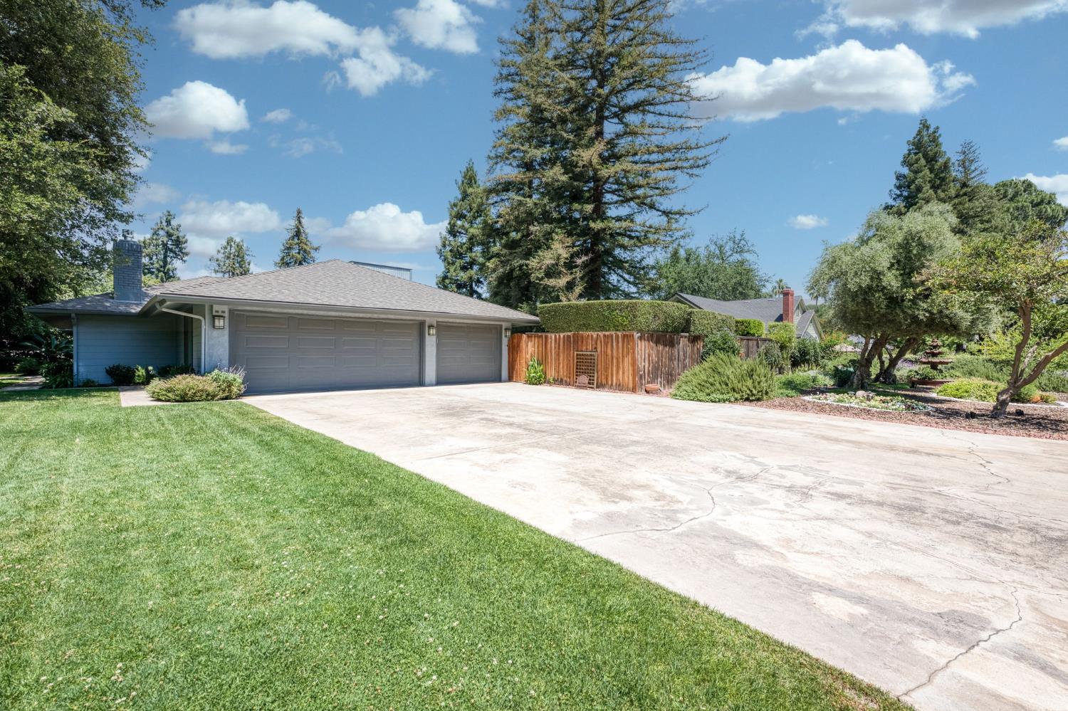 7341 N Tamera Ave, Fresno, CA 93711