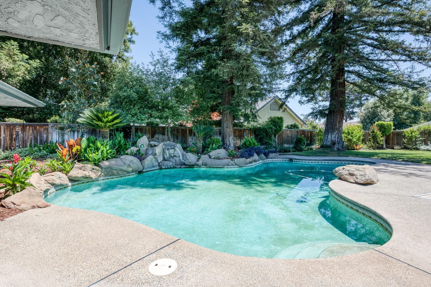 7341 N Tamera Ave, Fresno, CA 93711
