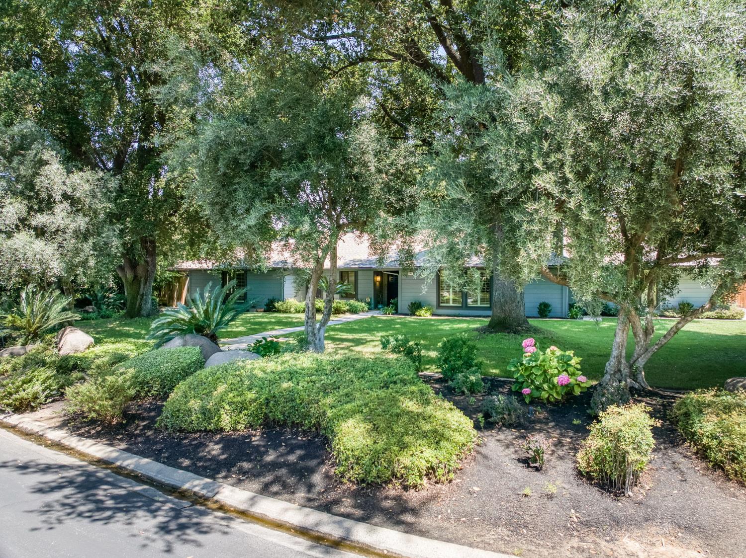7341 N Tamera Ave, Fresno, CA 93711