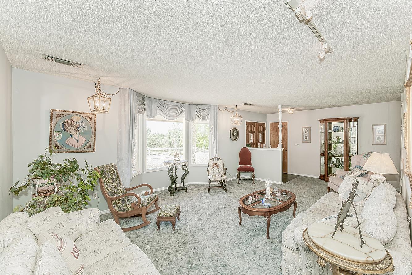 35477 Qualls Prather Rd, Auberry, CA 93602