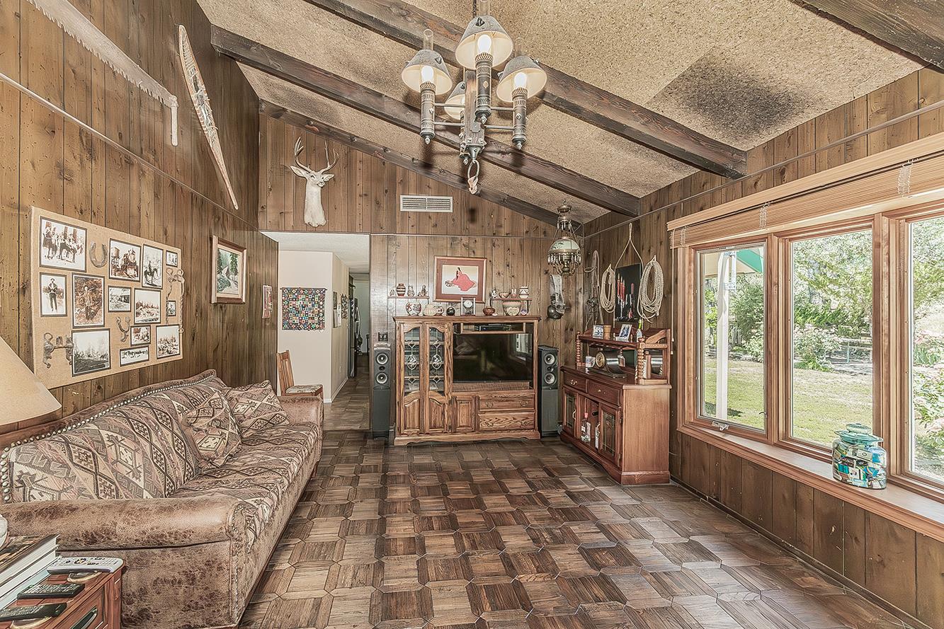 35477 Qualls Prather Rd, Auberry, CA 93602