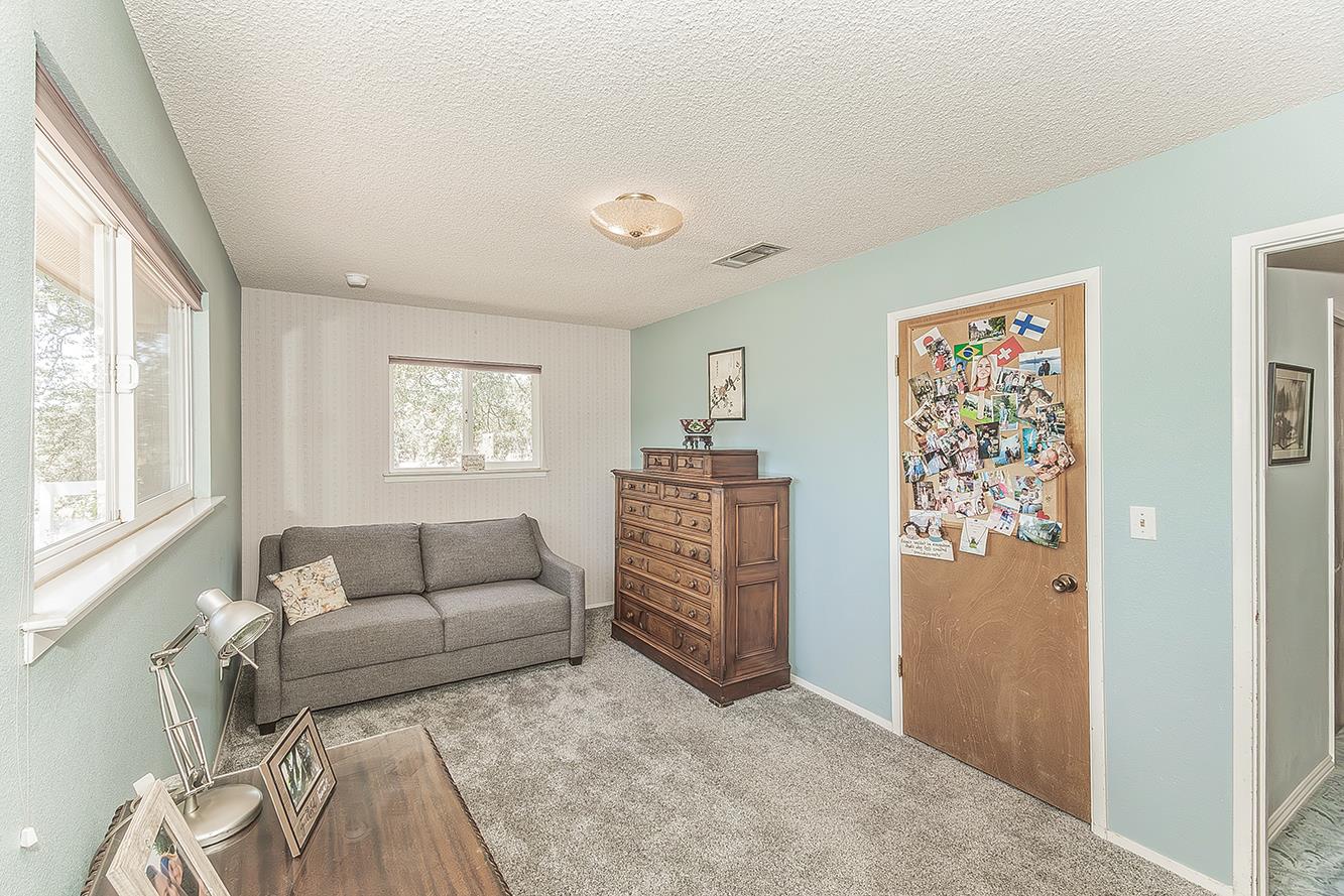 35477 Qualls Prather Rd, Auberry, CA 93602