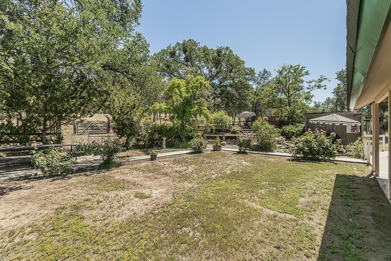 35477 Qualls Prather Rd, Auberry, CA 93602