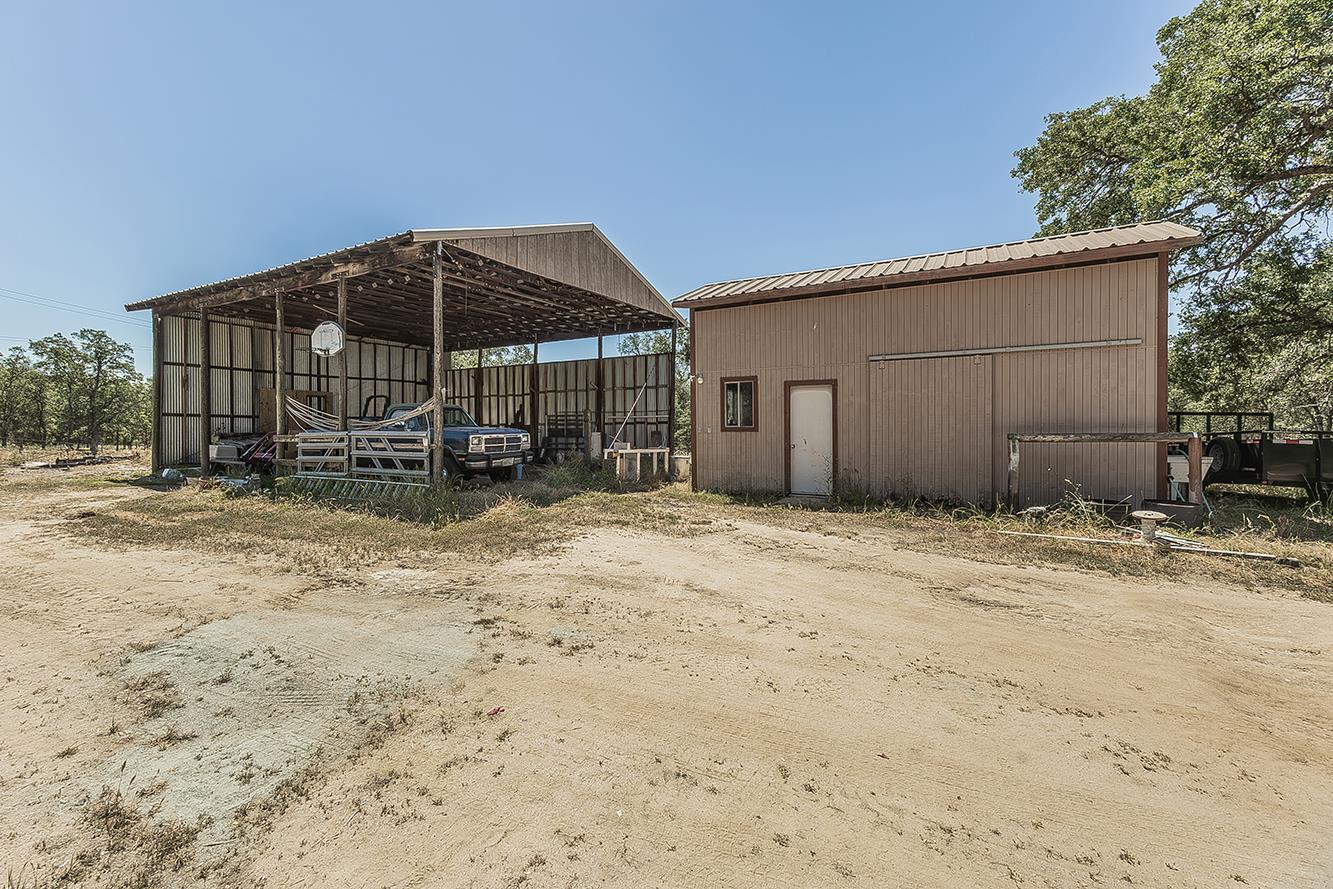35477 Qualls Prather Rd, Auberry, CA 93602