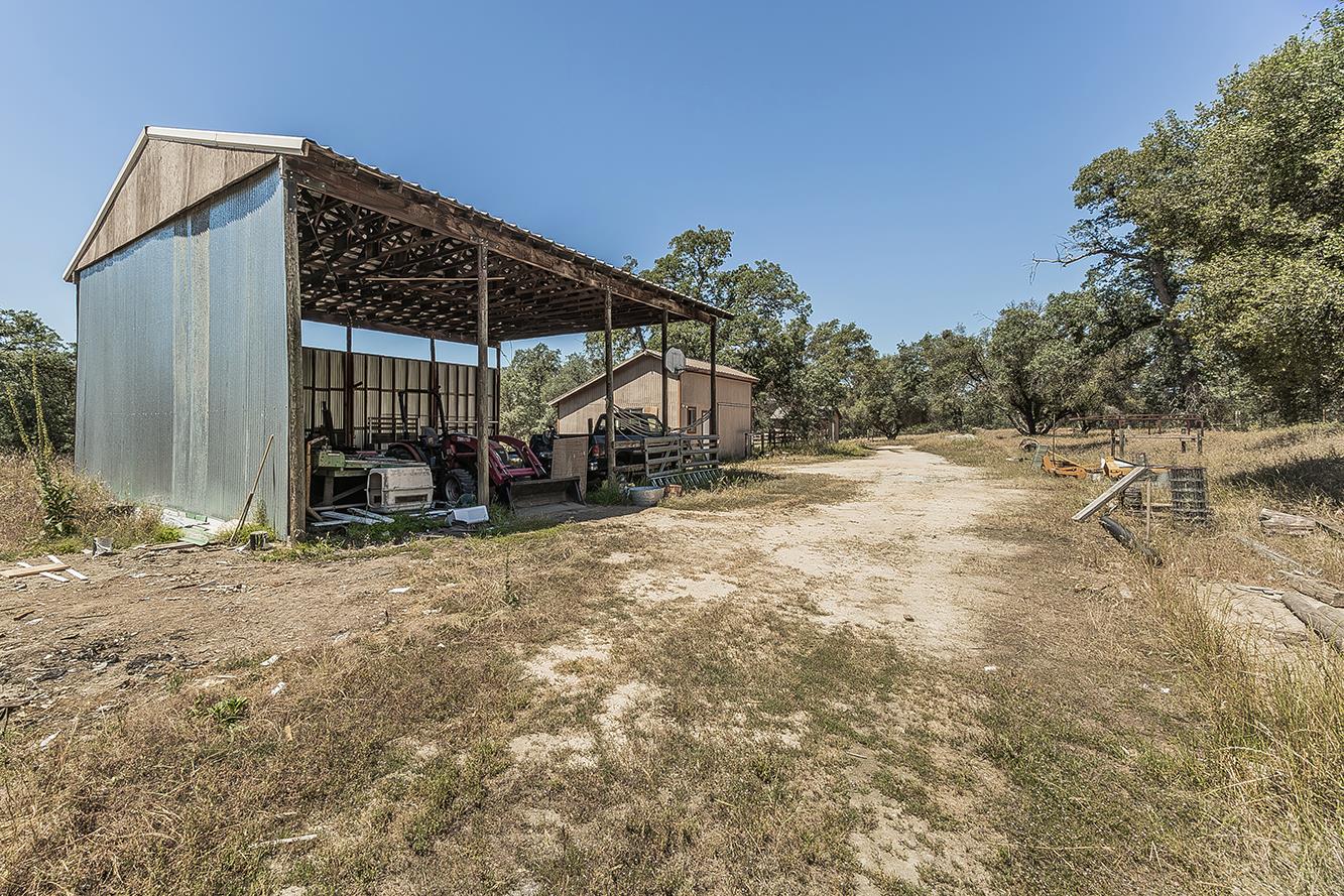 35477 Qualls Prather Rd, Auberry, CA 93602