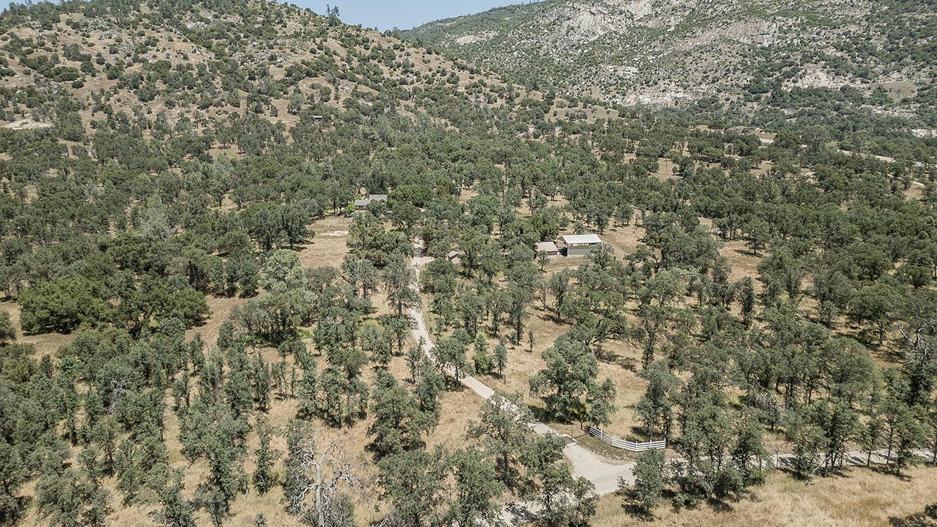 35477 Qualls Prather Rd, Auberry, CA 93602