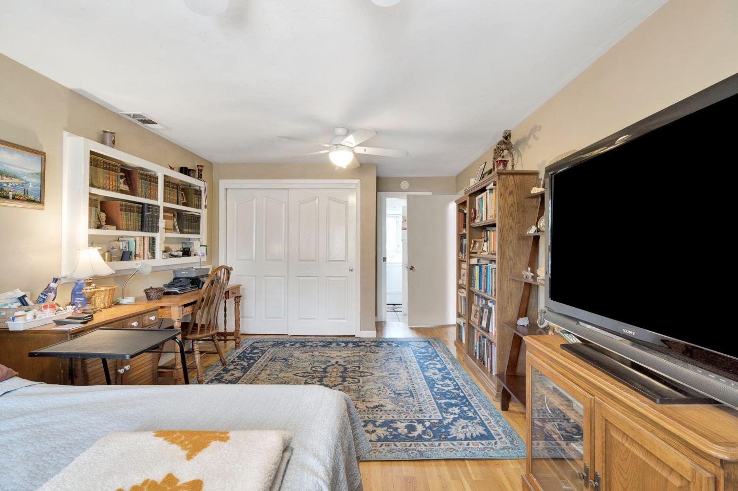 1337 E Rialto Ave, Fresno, CA 93704