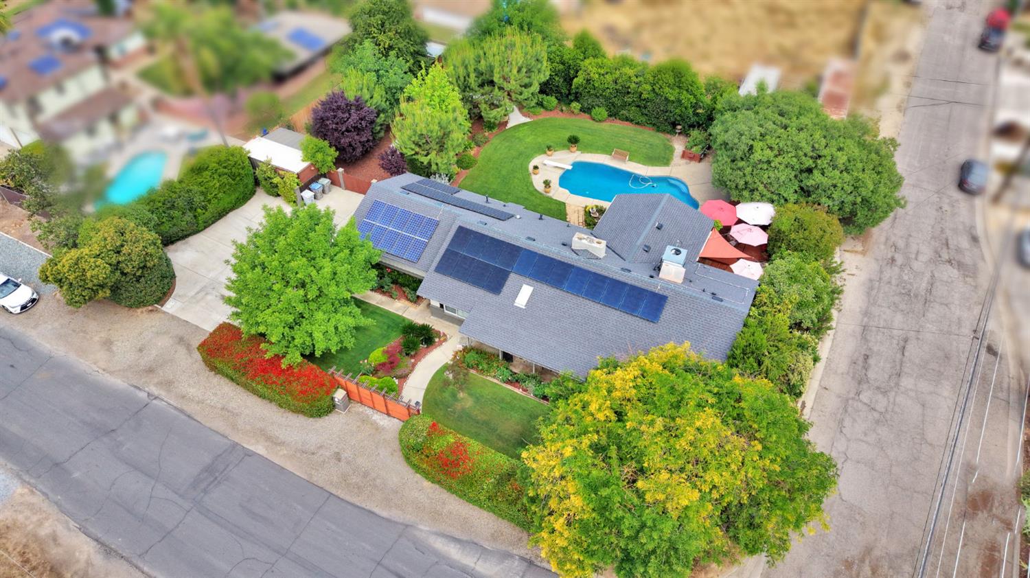 1337 E Rialto Ave, Fresno, CA 93704