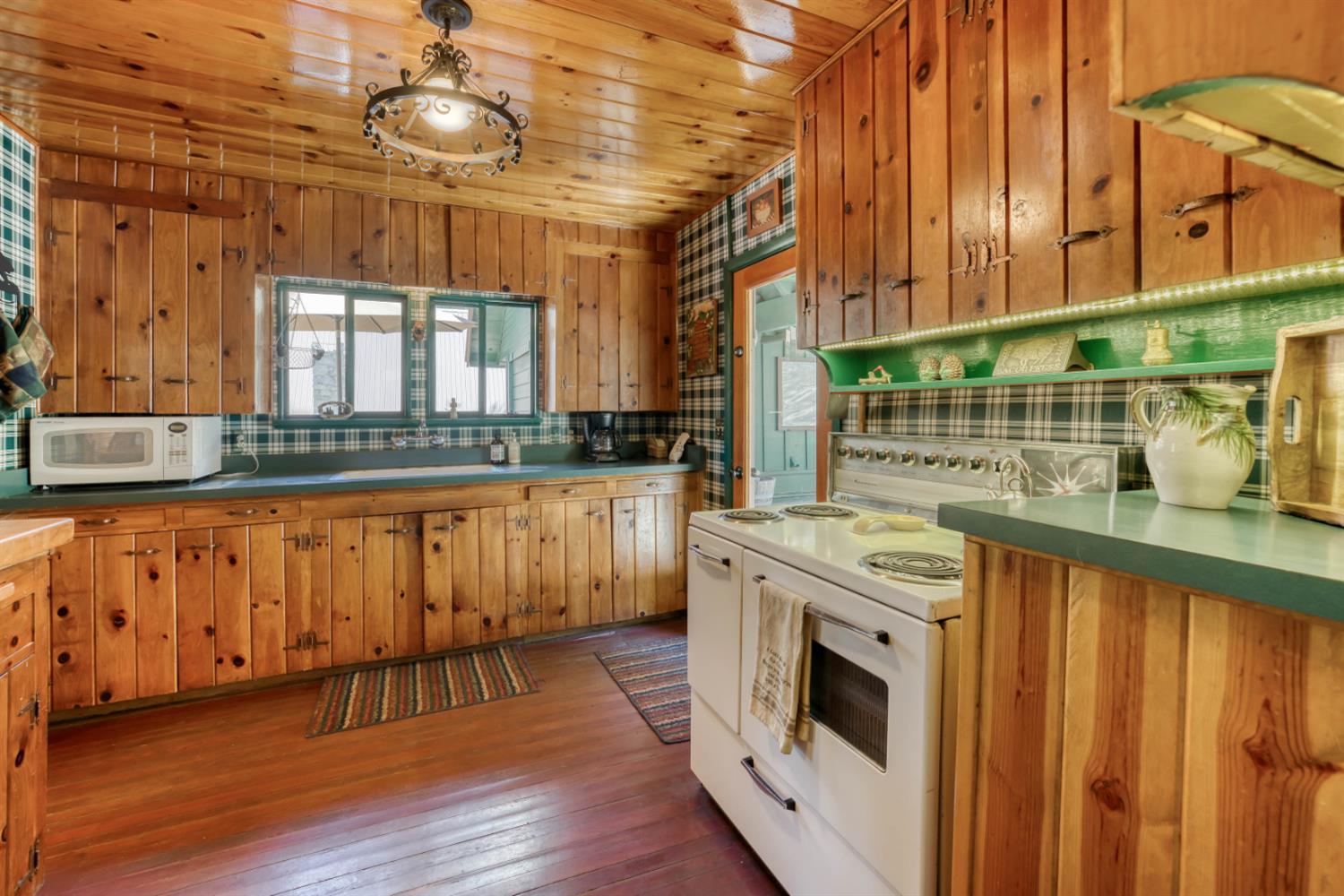 61401 Huntington Lake Rd #14, Lakeshore, CA 93634