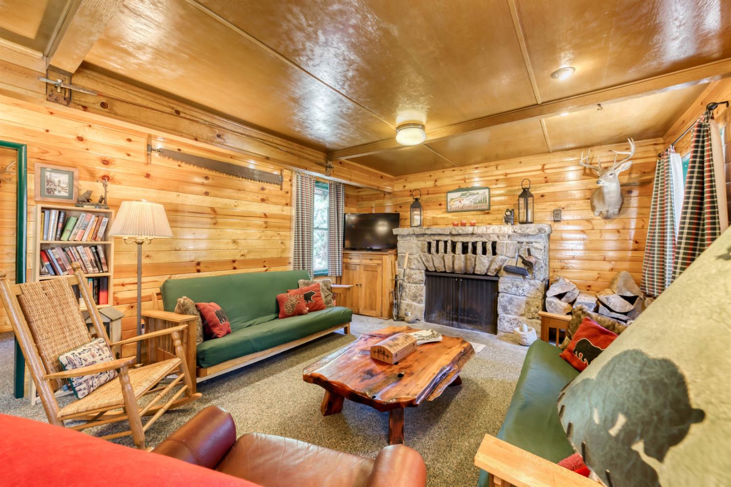 61401 Huntington Lake Rd #14, Lakeshore, CA 93634