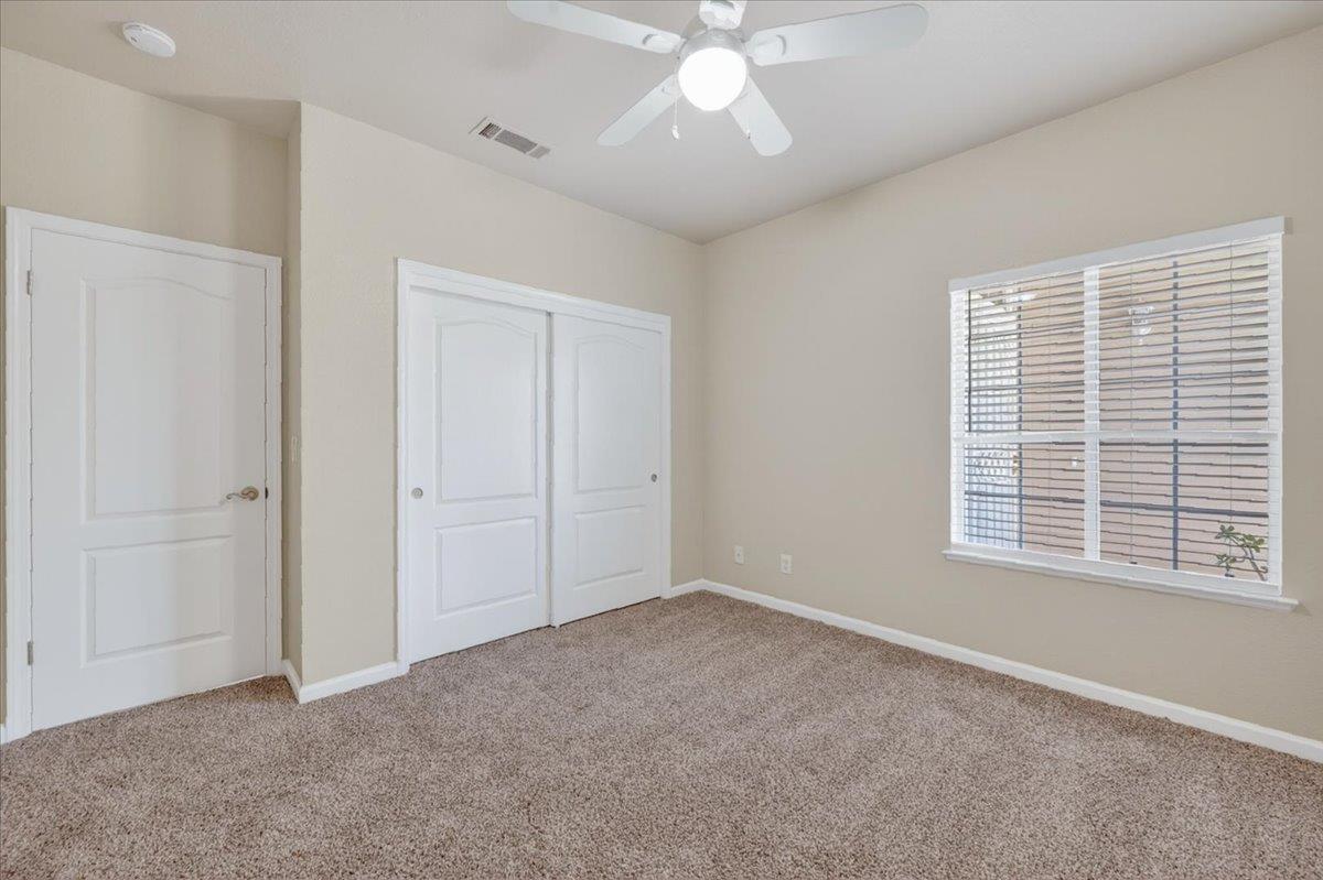 2228 E Yeargin Dr, Fresno, CA 93720