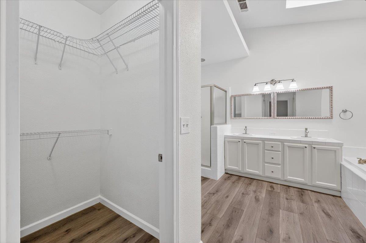 2228 E Yeargin Dr, Fresno, CA 93720