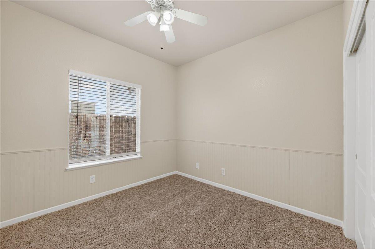 2228 E Yeargin Dr, Fresno, CA 93720