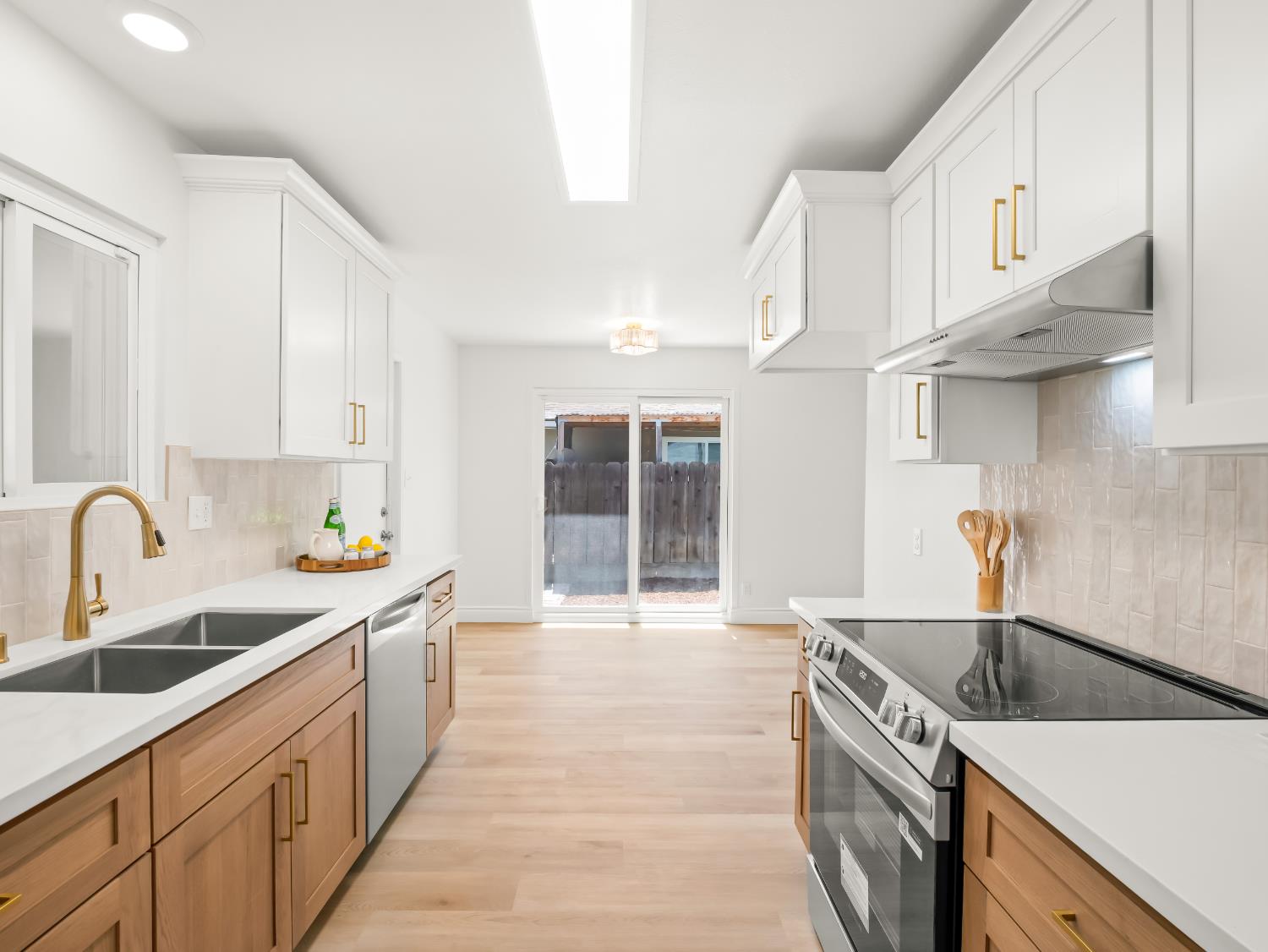 4421 N Maple Ave, Fresno, CA 93726