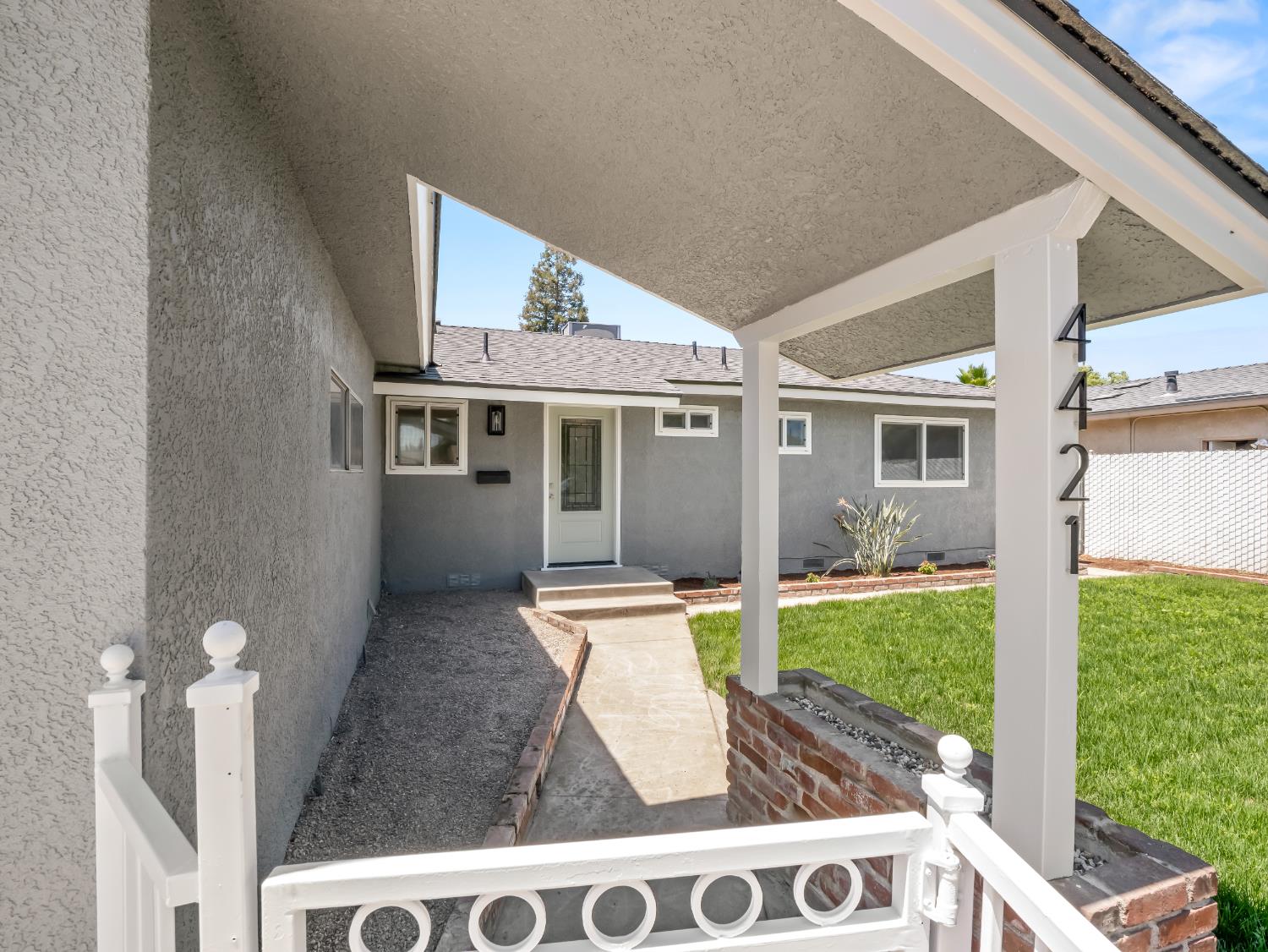 4421 N Maple Ave, Fresno, CA 93726