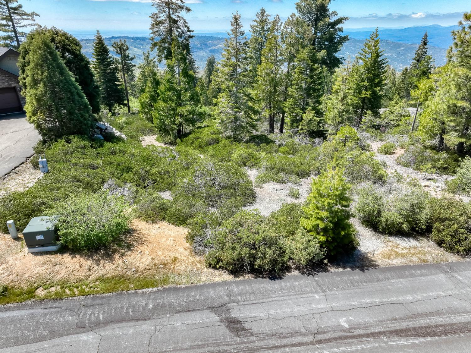 44444 Fawn Lily Ln, Shaver Lake, CA 93664
