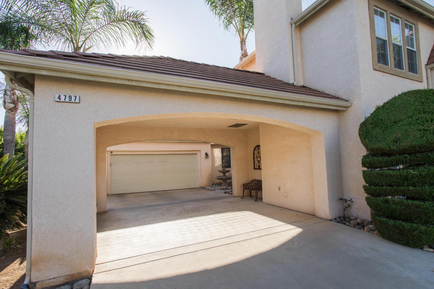 4797 N Pinebury Way, Clovis, CA 93619