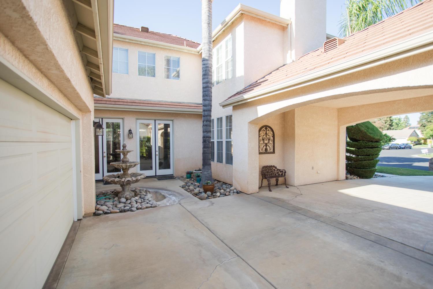 4797 N Pinebury Way, Clovis, CA 93619