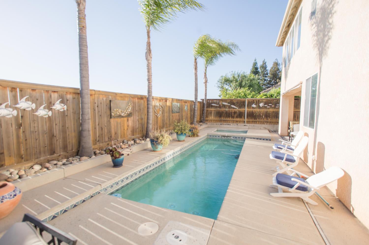4797 N Pinebury Way, Clovis, CA 93619