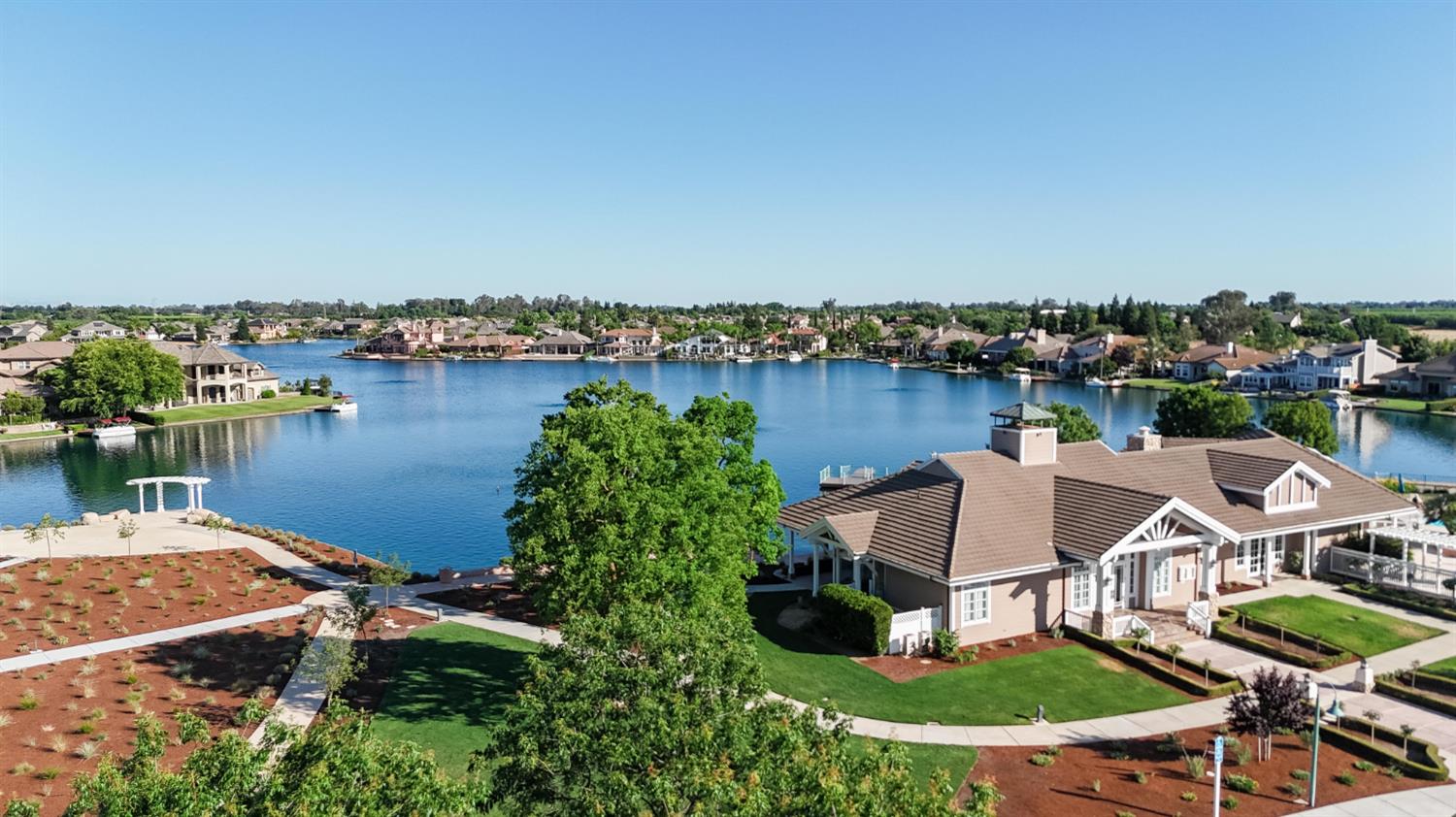 4797 N Pinebury Way, Clovis, CA 93619