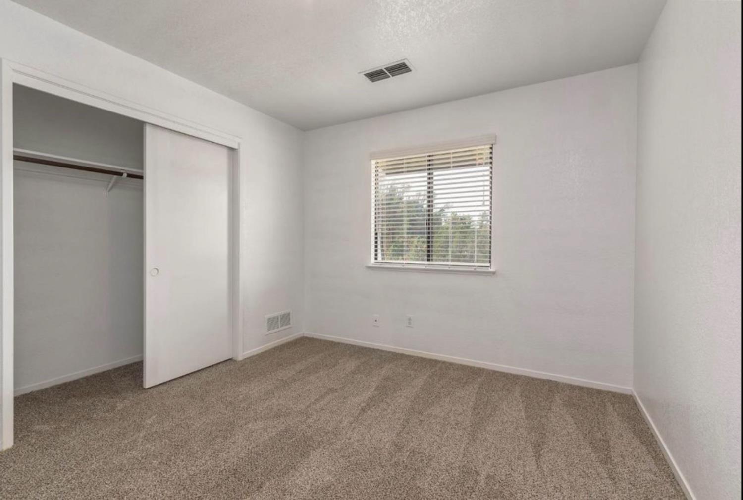 27817 Sky Harbour Rd, Friant, CA 93626
